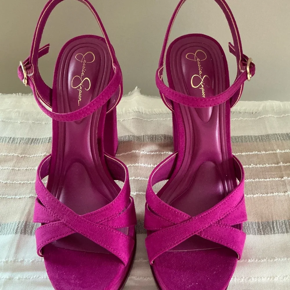 JESSICA SIMPSON Berry Blast Women's Giddings Sandal with Heel